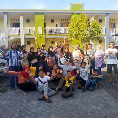 R3 Brawijaya Homestay Banyuwangi  Exterior foto