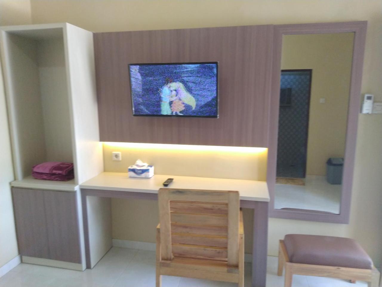 R3 Brawijaya Homestay Banyuwangi  Exterior foto