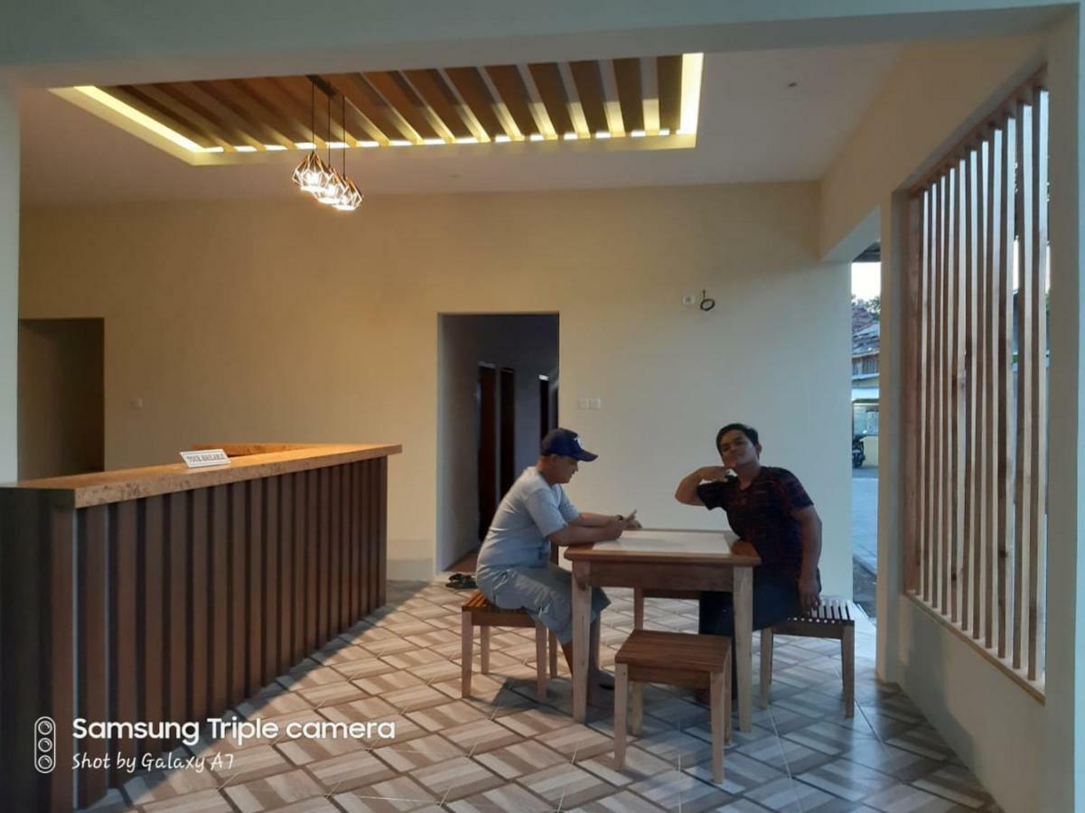 R3 Brawijaya Homestay Banyuwangi  Exterior foto