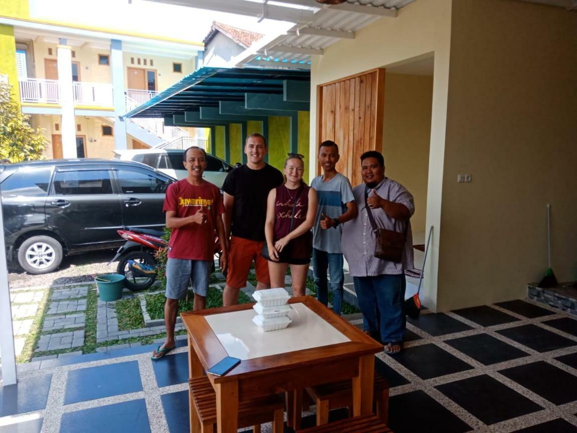 R3 Brawijaya Homestay Banyuwangi  Exterior foto