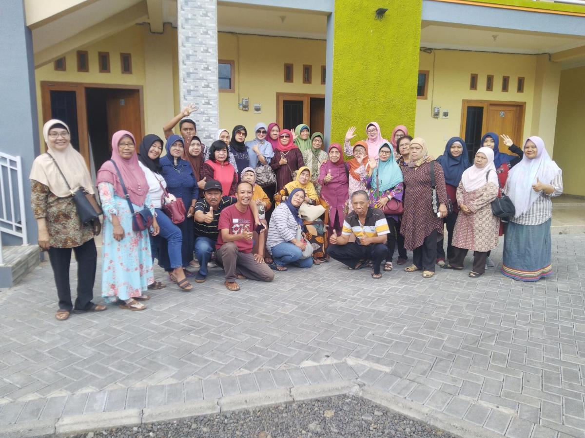 R3 Brawijaya Homestay Banyuwangi  Exterior foto