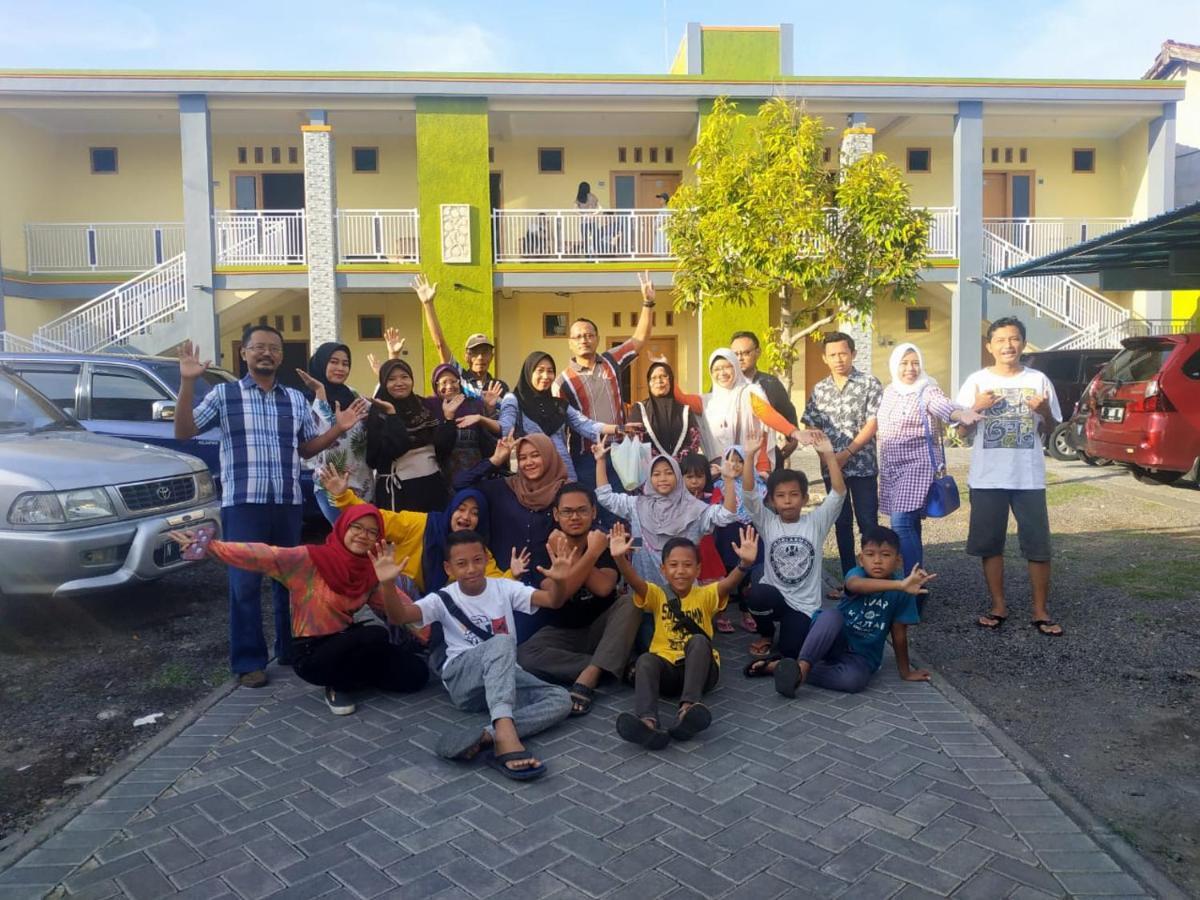 R3 Brawijaya Homestay Banyuwangi  Exterior foto